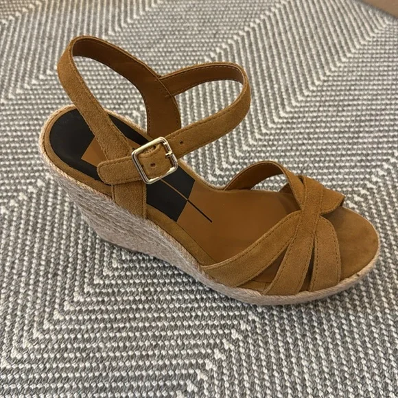 Dolce Vita Tan Wedge Sandals - Picture 2 of 10
